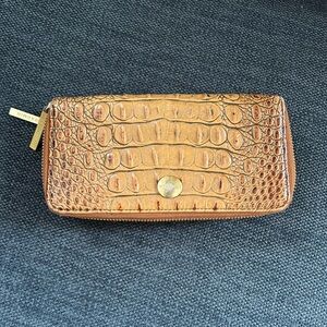 BRAHMIN Skylar Wallet Croc Embossed Leather Zip